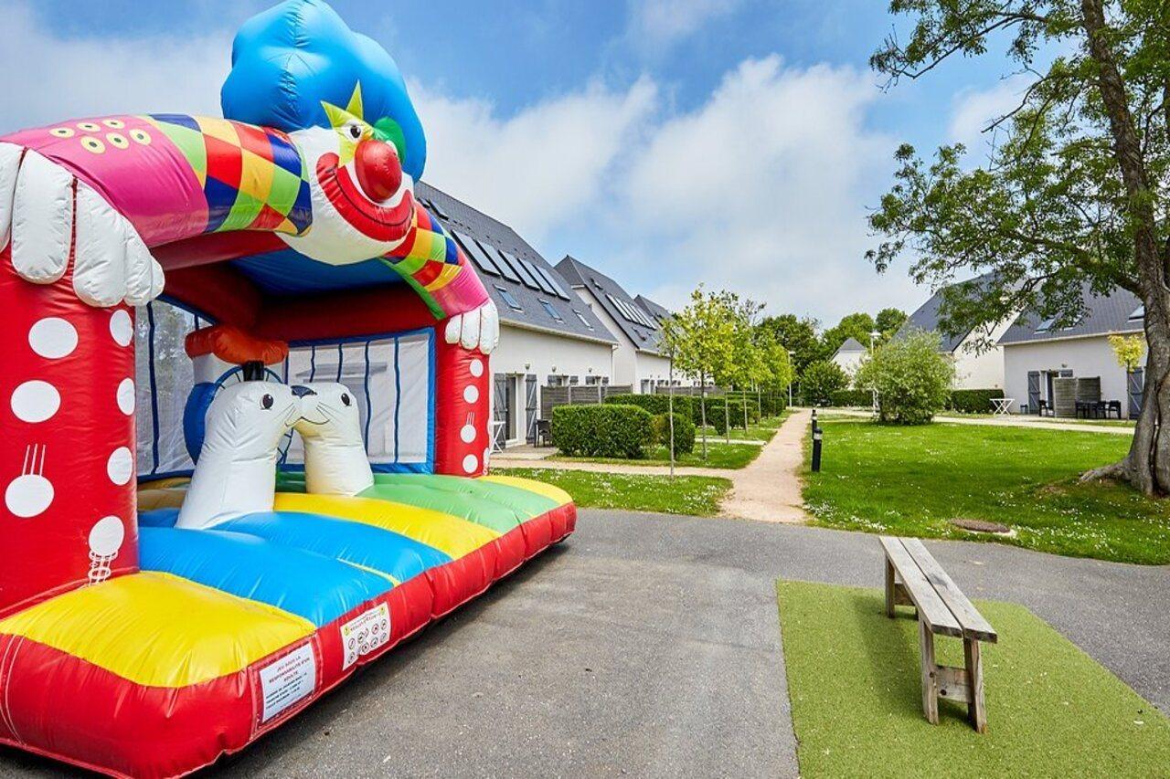 Vacancéole - Le Domaine de la Corniche - Deauville Sud Auberville Esterno foto
